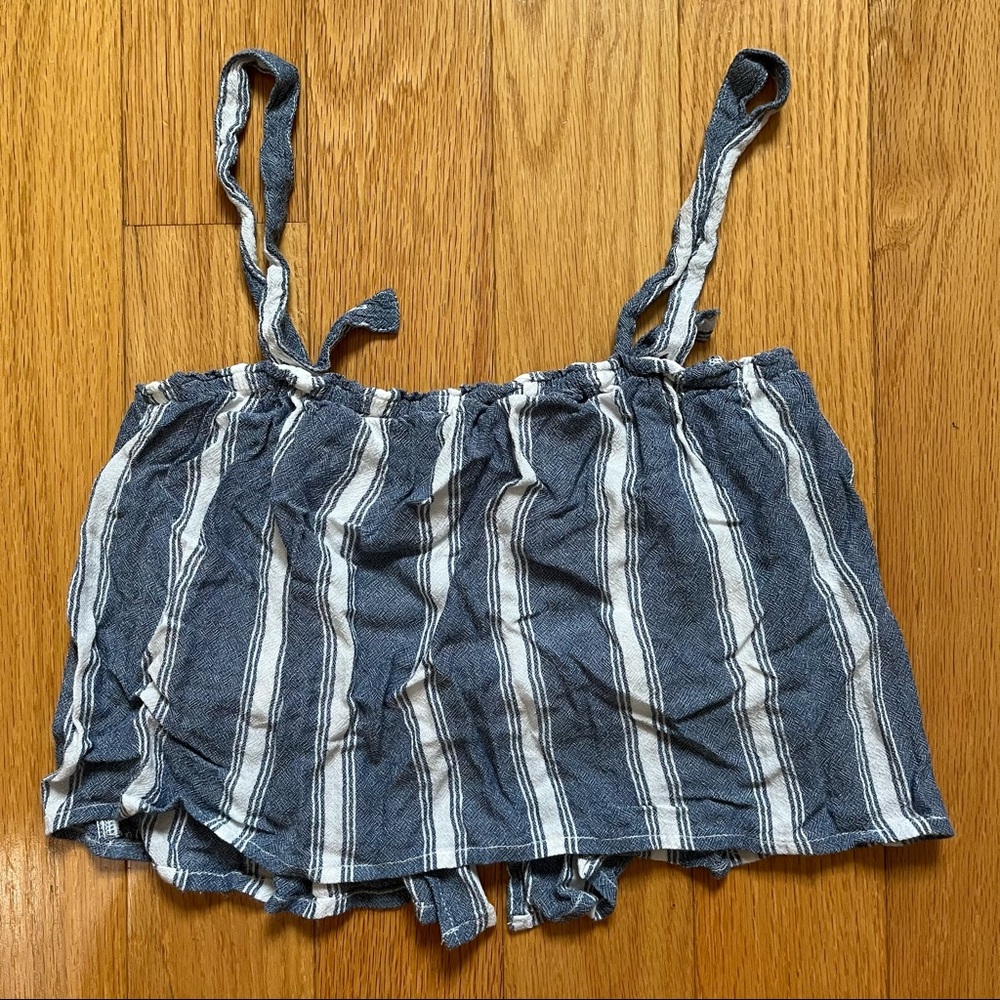 HOLLISTER crop top adjustable removable straps
